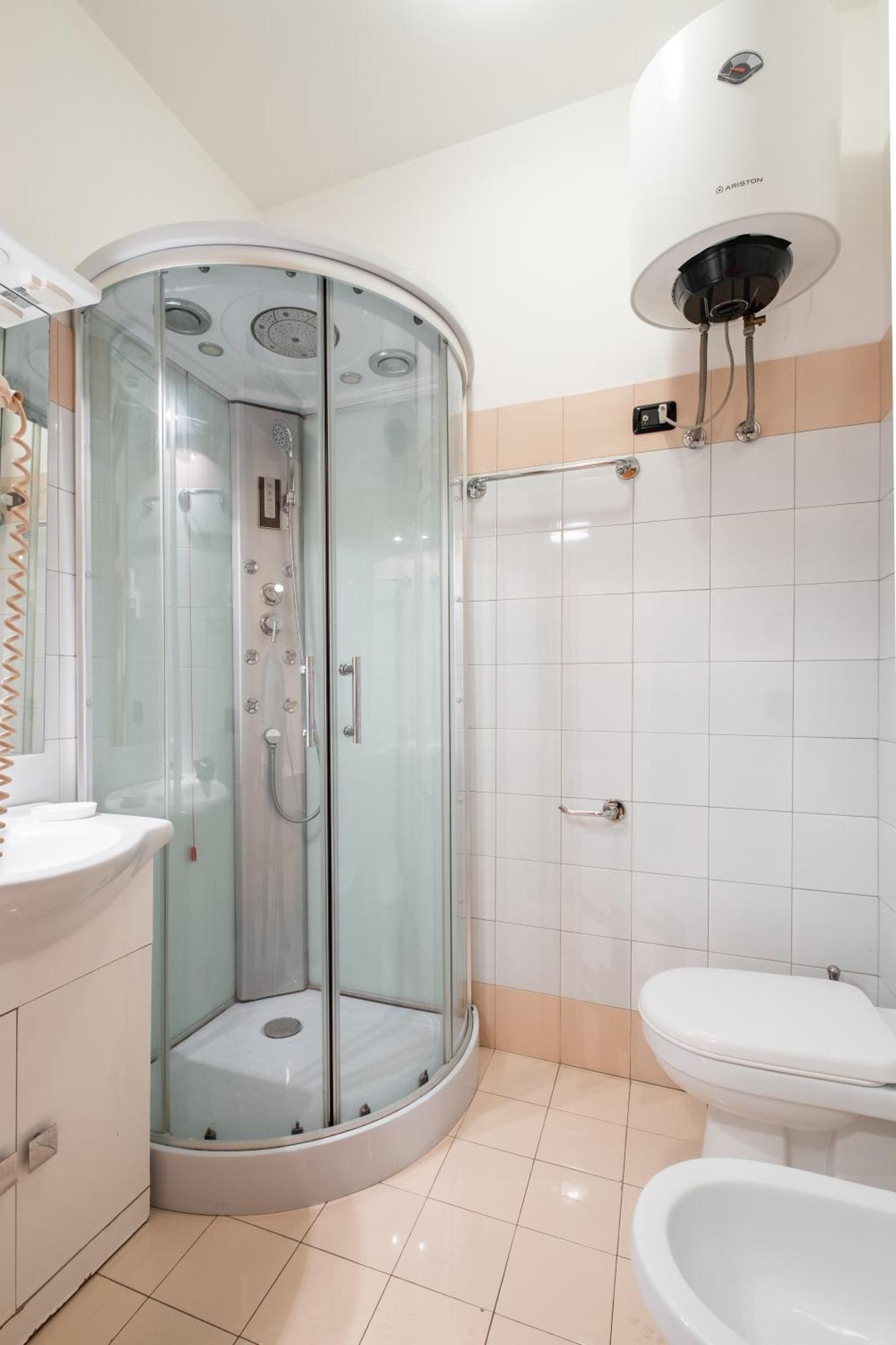 4Bnb - Reale House Rome Luaran gambar